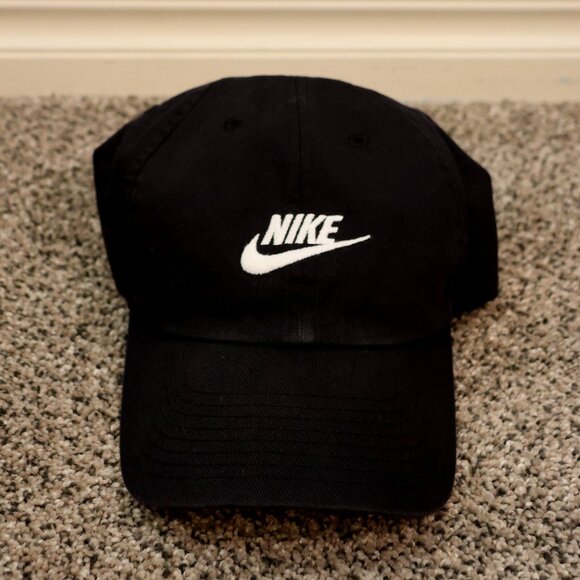 Black Nike Hat - Picture 1 of 5